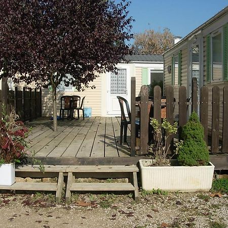 Mobile-Home 1 "Ognon" Pesmes Luaran gambar